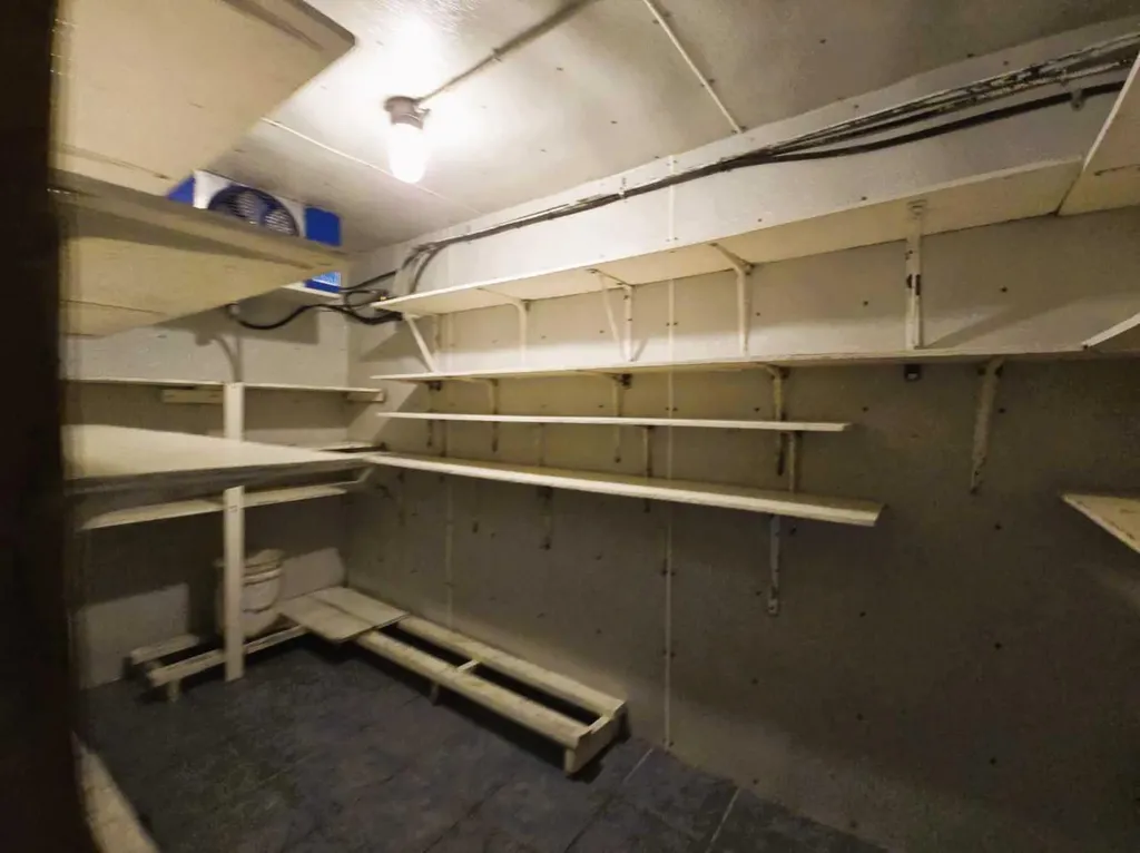 102 Railway Avenue E Duchess AB T2E 0Z0