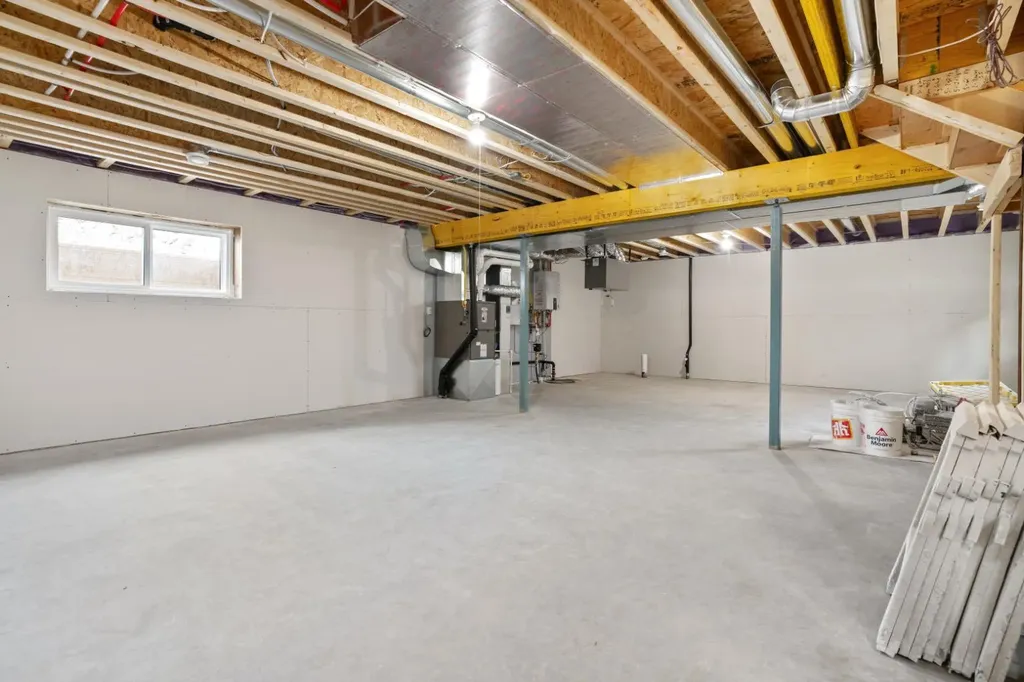 6319 26 Avenue Camrose AB T4V5L8