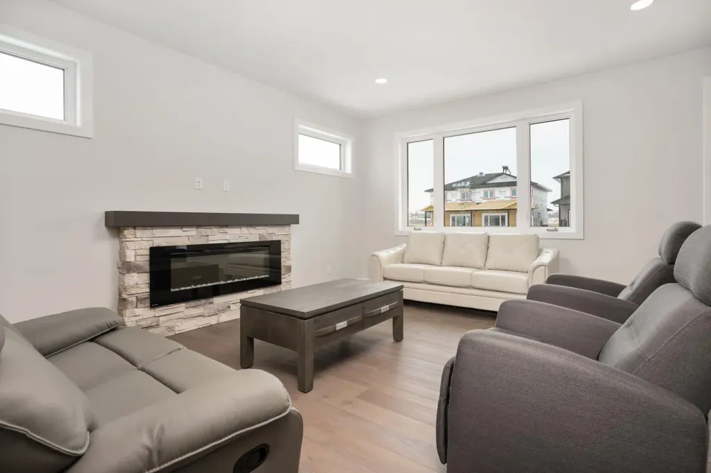 6319 26 Avenue Camrose AB T4V5L8