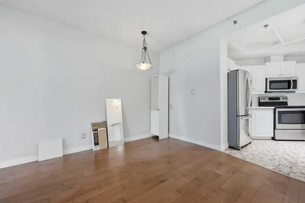 820 15 Avenue SW Calgary AB T2R 0S1