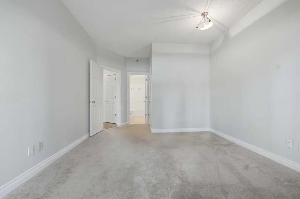 820 15 Avenue SW Calgary AB T2R 0S1