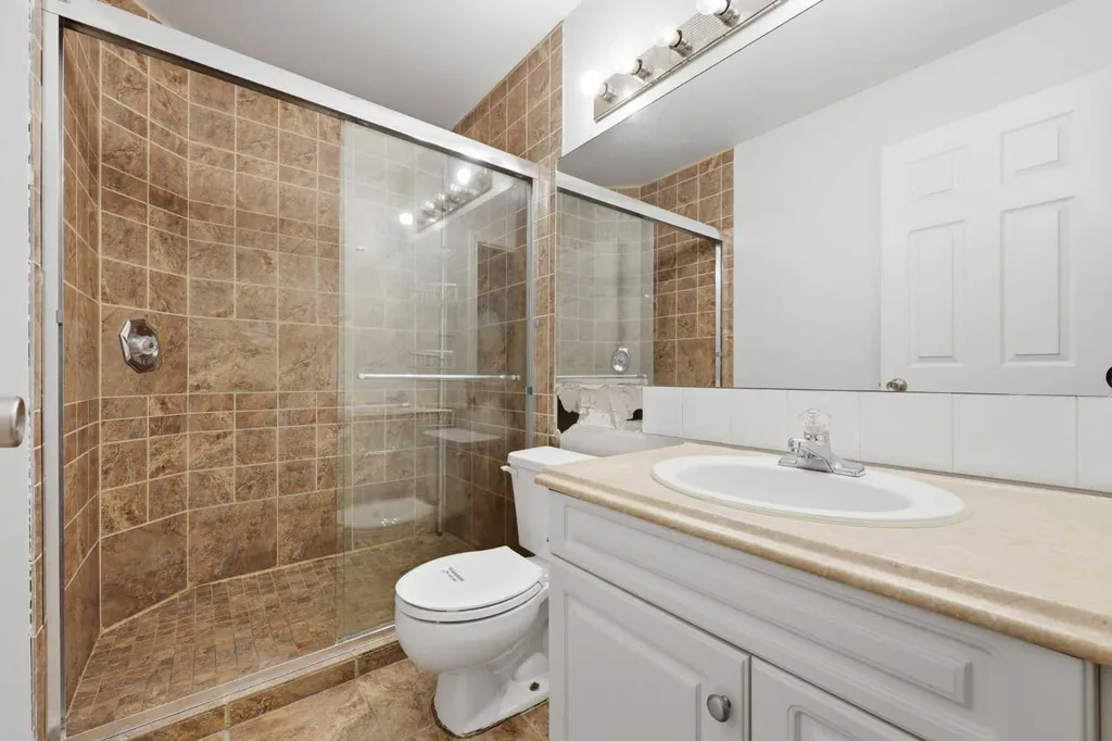 820 15 Avenue SW Calgary AB T2R 0S1