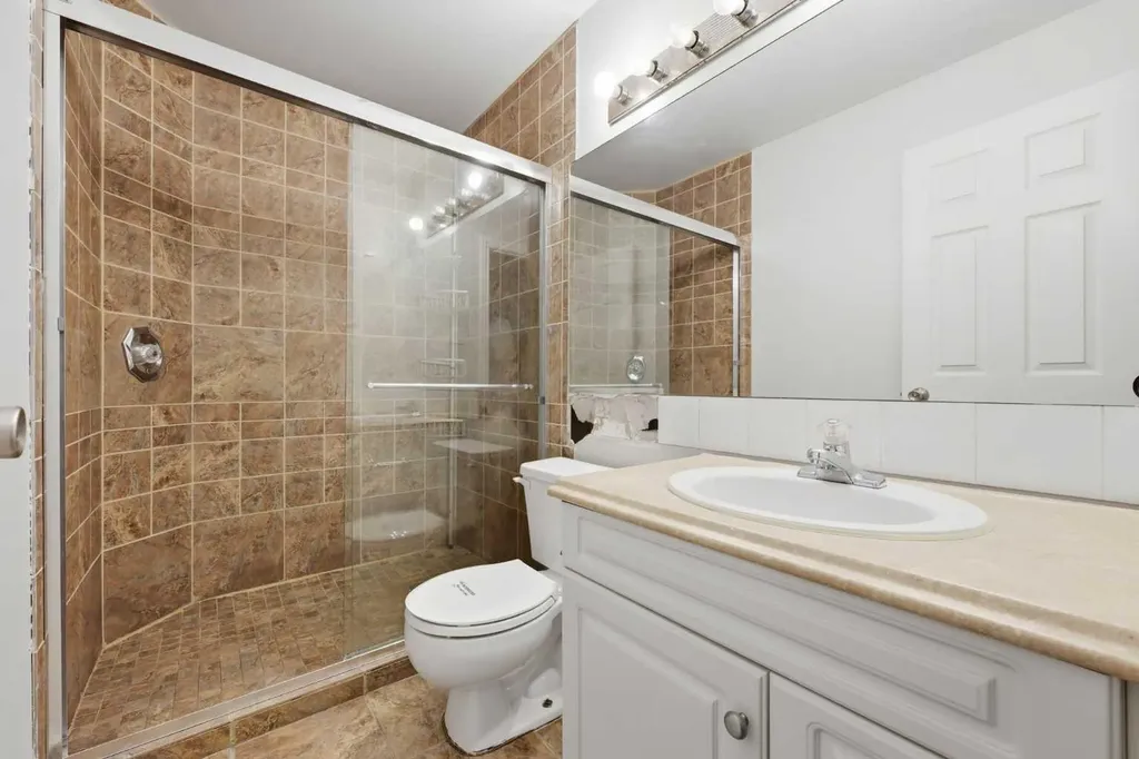 820 15 Avenue SW Calgary AB T2R 0S1