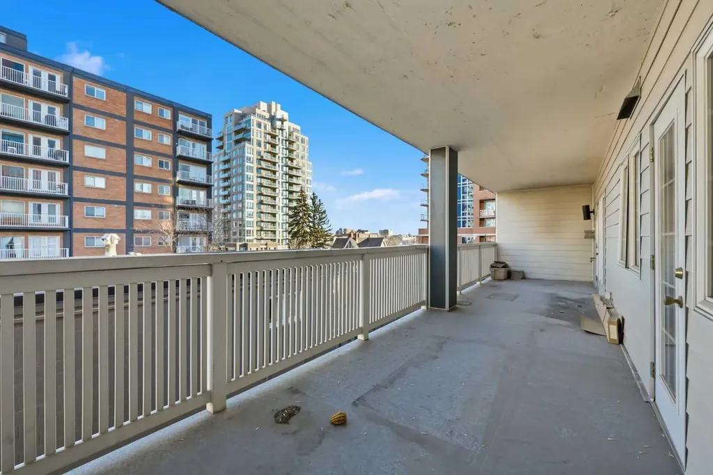 820 15 Avenue SW Calgary AB T2R 0S1