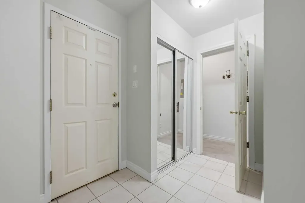 820 15 Avenue SW Calgary AB T2R 0S1