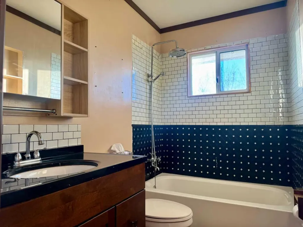 5004 35 Avenue Valleyview AB T0H 3N0