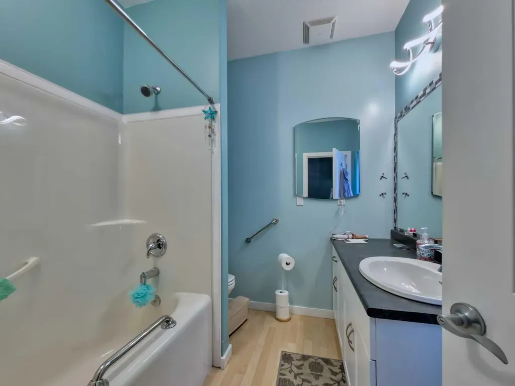 109 Adanac Rise Hillcrest AB T0K 1C0