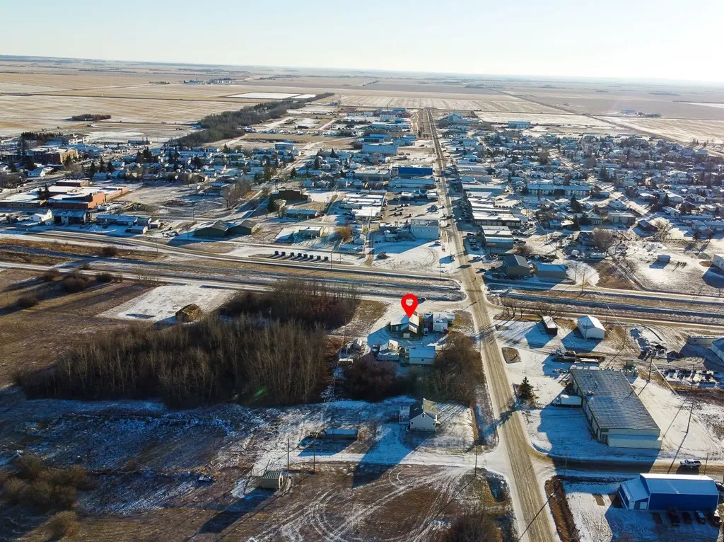 8 Railway Avenue NE Falher AB T0H 1M0
