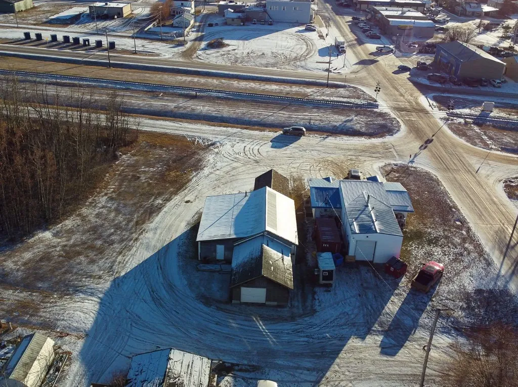 8 Railway Avenue NE Falher AB T0H 1M0