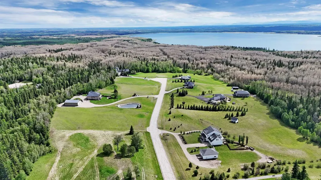 21 Hidden Valley Close Rural Clearwater County AB T4T2A2