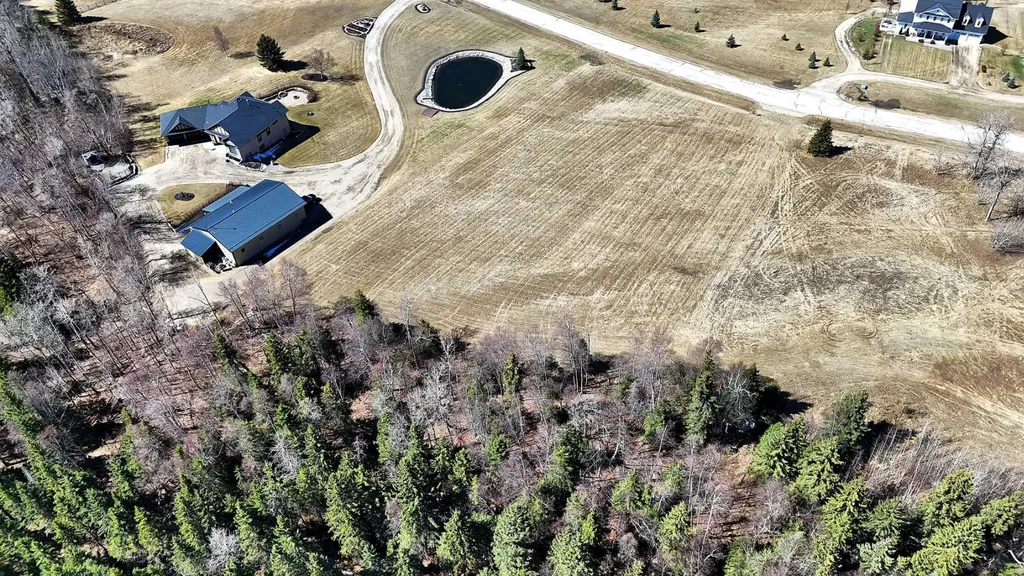 21 Hidden Valley Close Rural Clearwater County AB T4T2A2