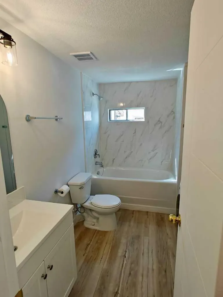 2106 50 Street SE Calgary AB T2B 1M7