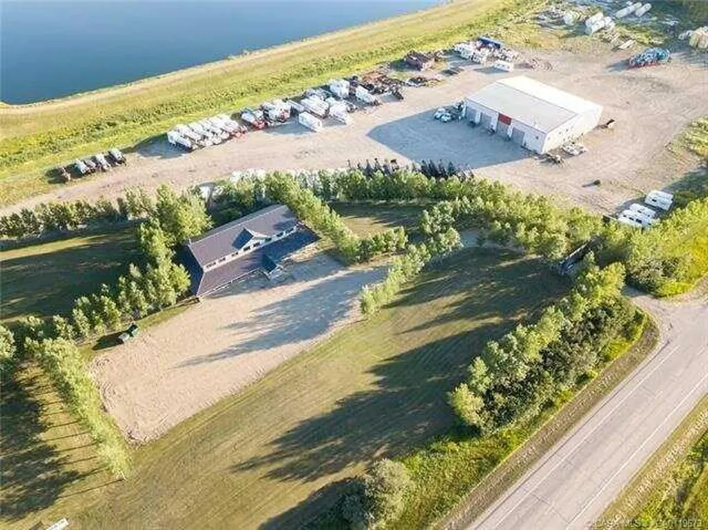 Sylvan Lake AB, 8 30 Street