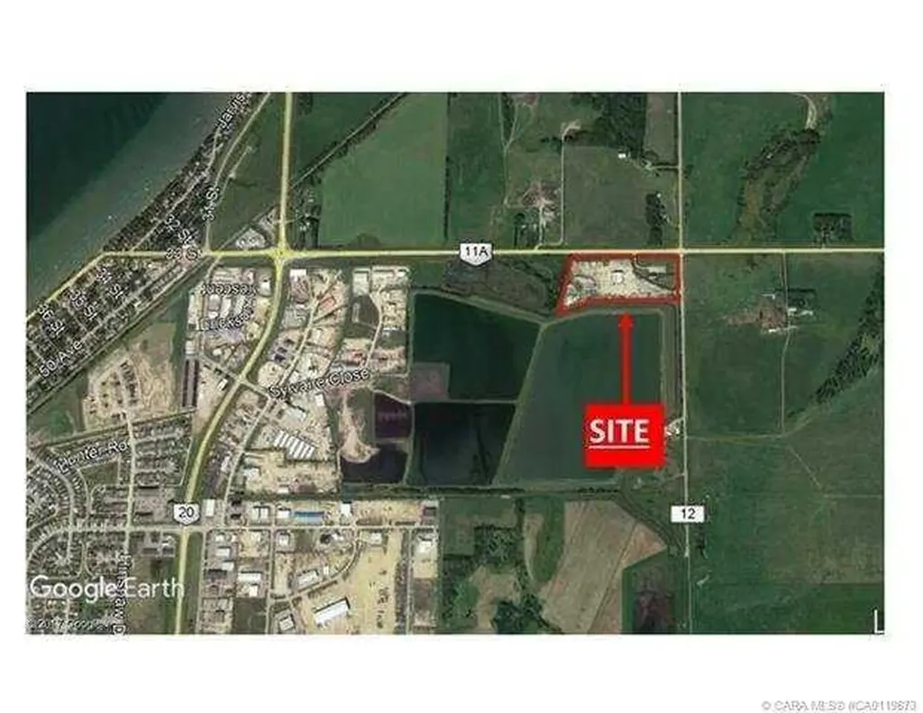8 30 Street Sylvan Lake AB T4S 2P3