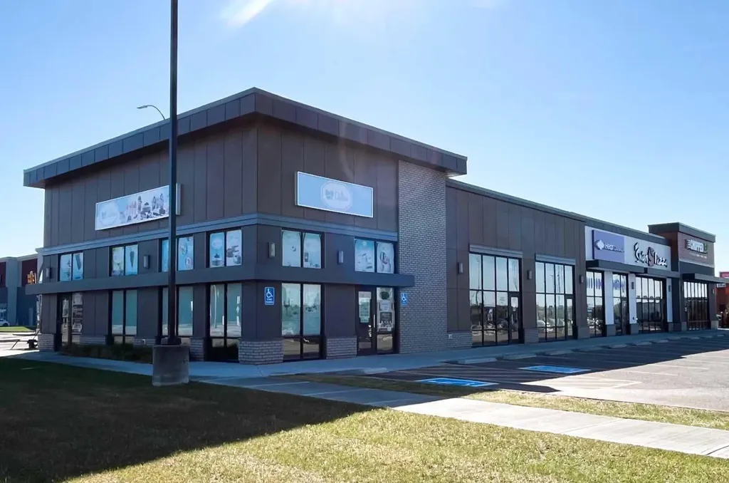 1751 Strachan Road SE Medicine Hat AB T1B 0S2