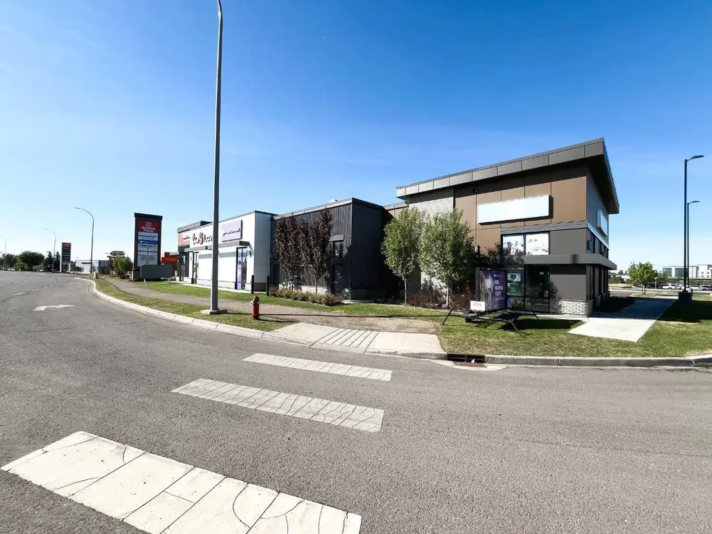 1751 Strachan Road SE Medicine Hat AB T1B 0S2