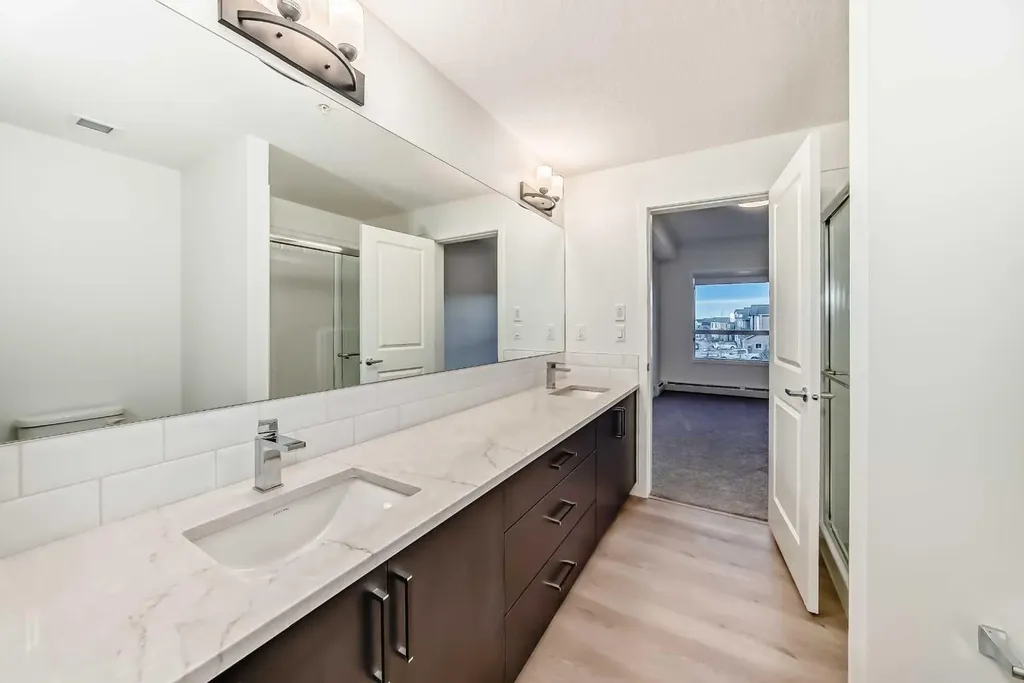 245 Edith Place NW Calgary AB T3R 2M7