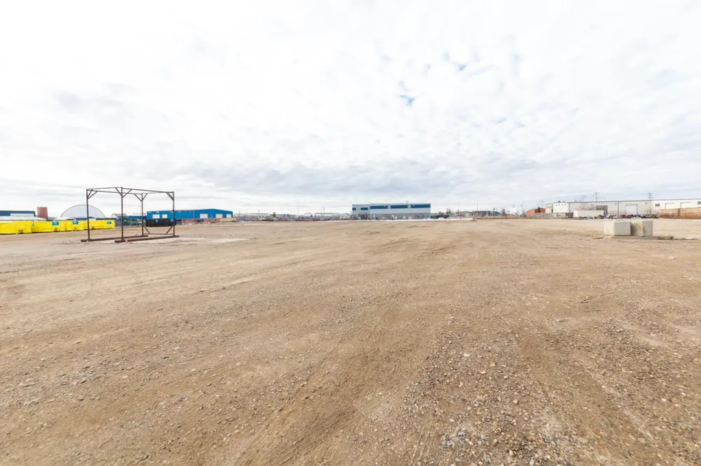 5520 59 Avenue Lloydminster AB T9V 0C7