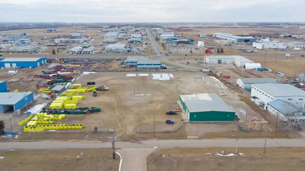 5520 59 Avenue Lloydminster AB T9V 0C7