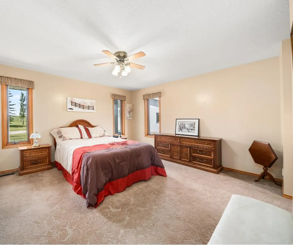 270168 Range Road 283 Rural Rocky View County AB T4A2S9