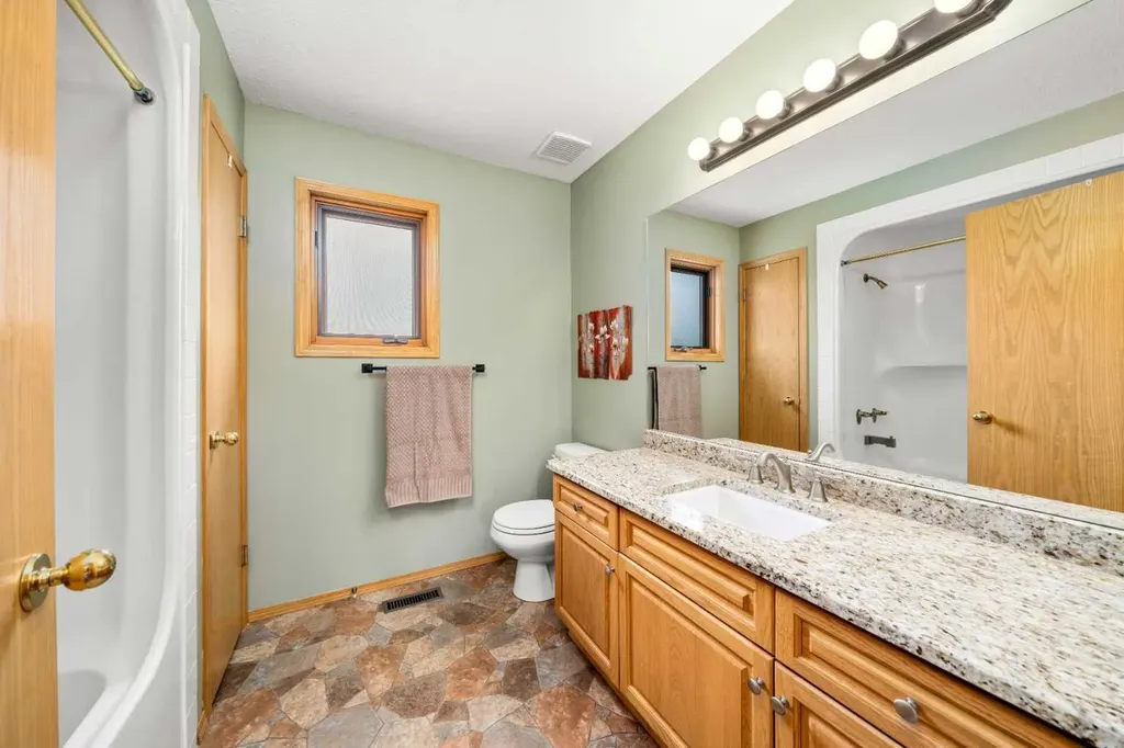 270168 Range Road 283 Rural Rocky View County AB T4A2S9