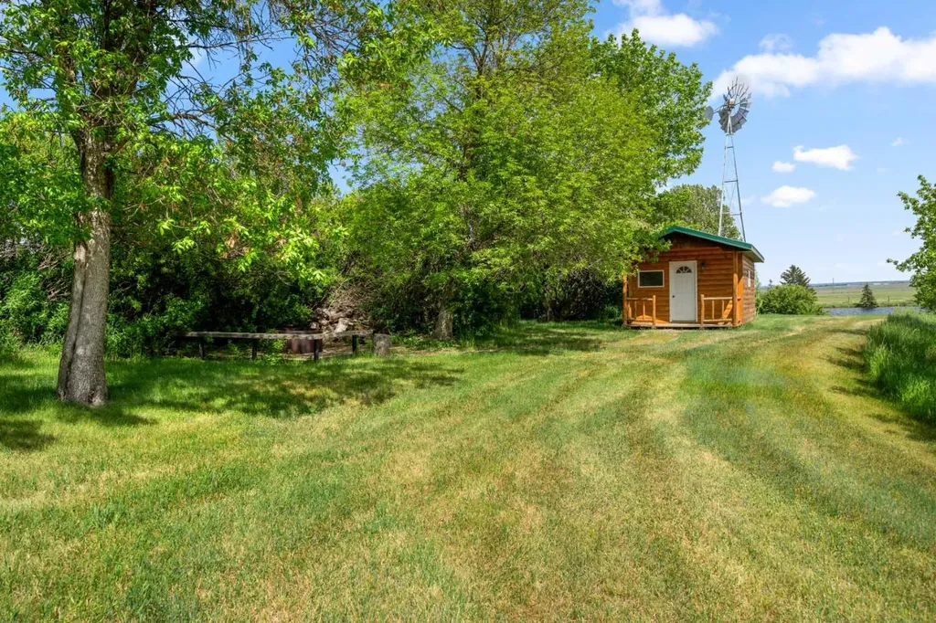 270168 Range Road 283 Rural Rocky View County AB T4A2S9