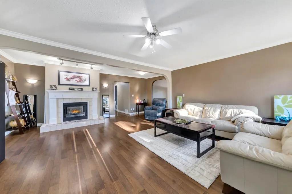 105 1st Avenue West Waseca SK S0M 3A0