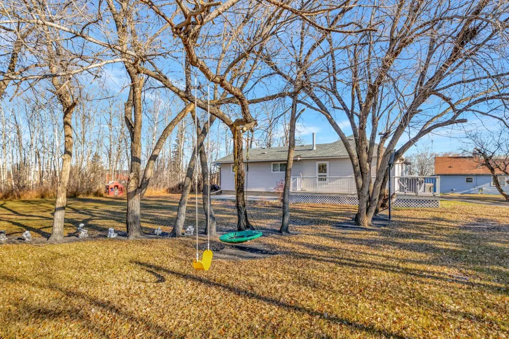 105 1st Avenue West Waseca SK S0M 3A0
