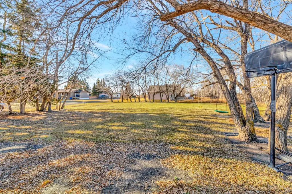 105 1st Avenue West Waseca SK S0M 3A0