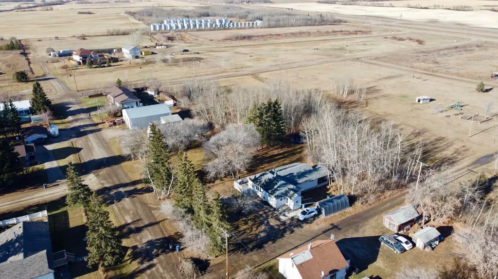 105 1st Avenue West Waseca SK S0M 3A0