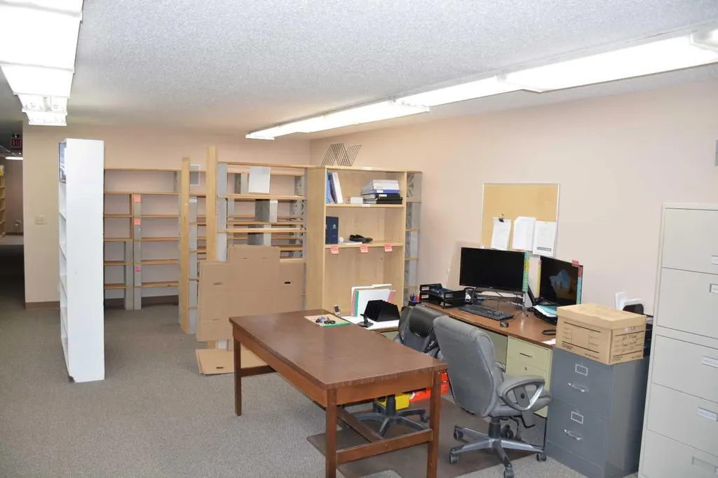9910 97 Avenue Peace River AB T8S 1S5