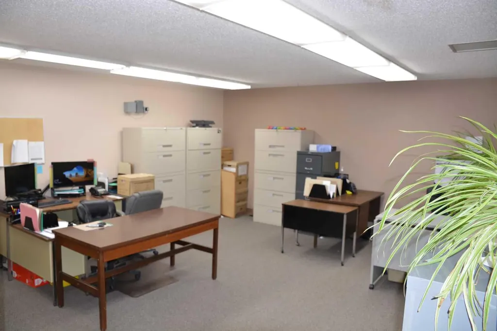 9910 97 Avenue Peace River AB T8S 1S5