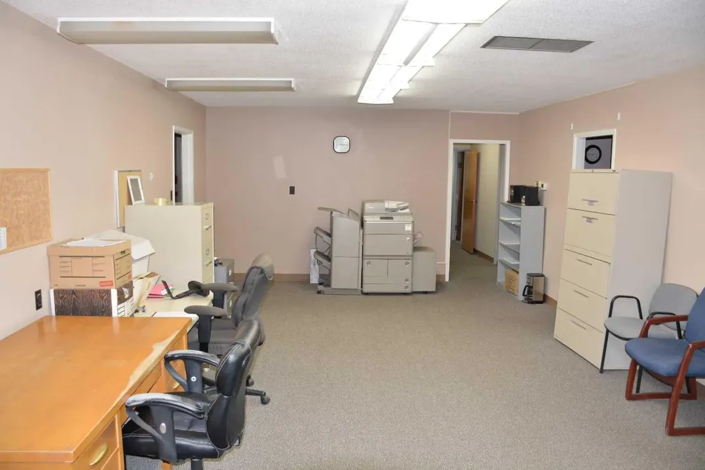 9910 97 Avenue Peace River AB T8S 1S5