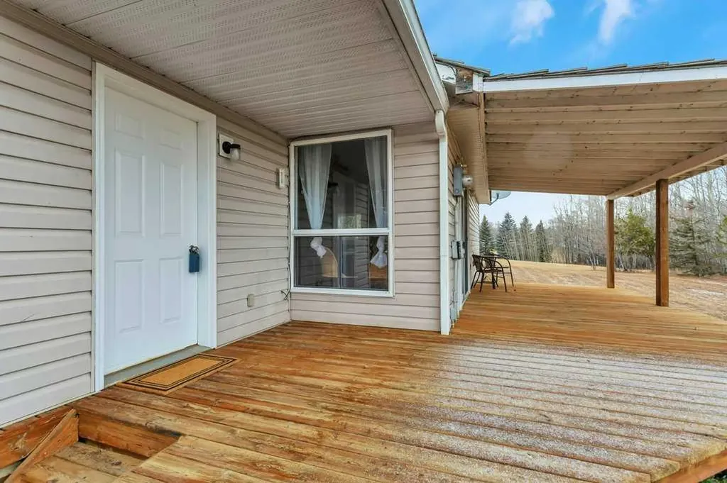 8 Sunnyside Drive Rural Ponoka County AB T0C 2J0