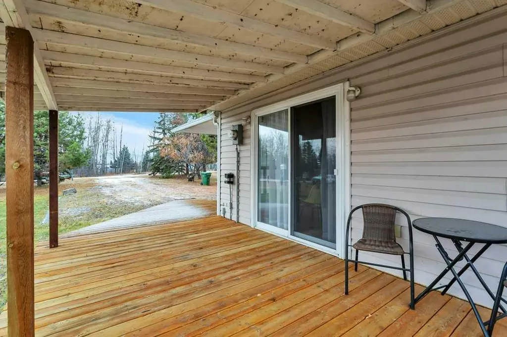8 Sunnyside Drive Rural Ponoka County AB T0C 2J0