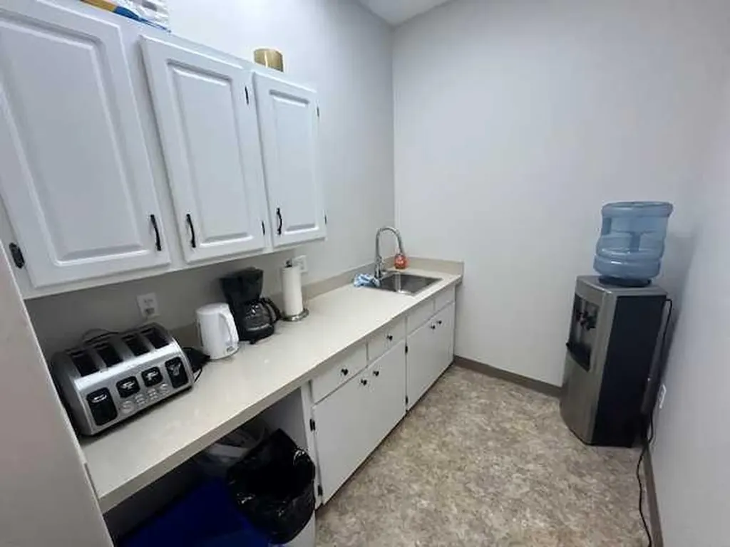 5008 50 Avenue Vermilion AB T9X 1A3