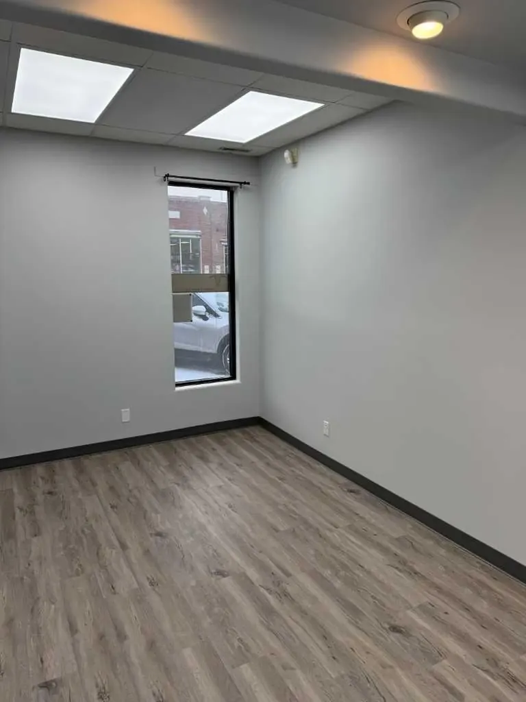 5008 50 Avenue Vermilion AB T9X 1A3