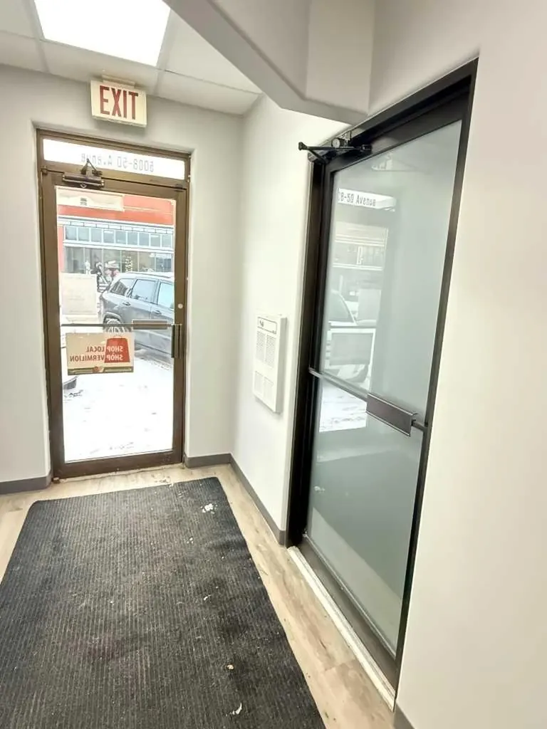 5008 50 Avenue Vermilion AB T9X 1A3