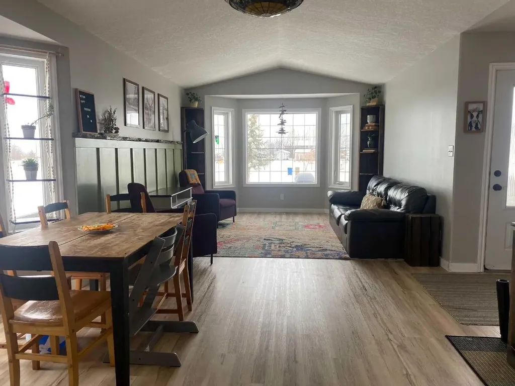 129, 13412 Lakeland Drive Drive Rural Lac La Biche County AB T0A 2C0