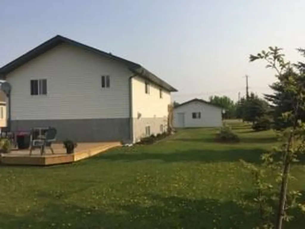129, 13412 Lakeland Drive Drive Rural Lac La Biche County AB T0A 2C0