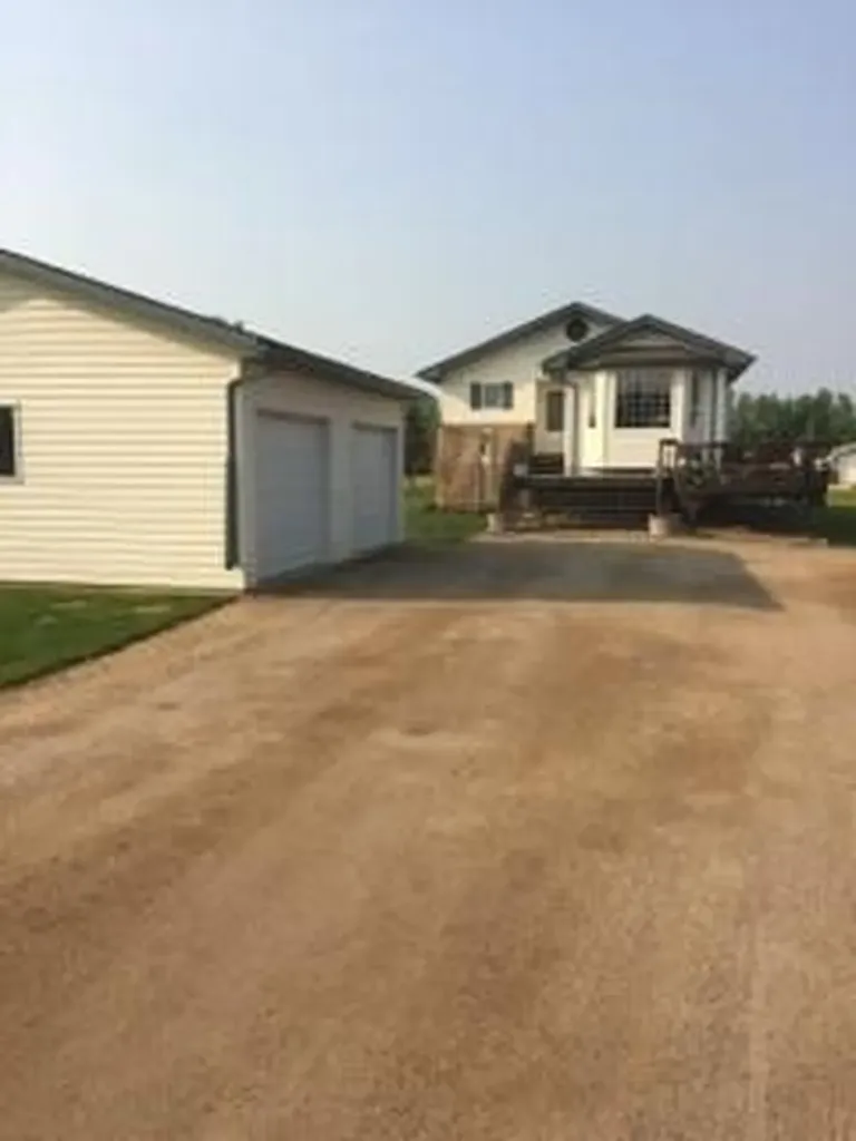 129, 13412 Lakeland Drive Drive Rural Lac La Biche County AB T0A 2C0