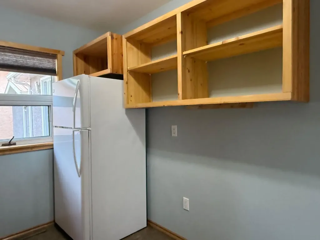 5109 46 Avenue Vermilion AB T9X 1Y1