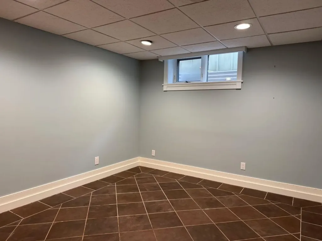 5109 46 Avenue Vermilion AB T9X 1Y1