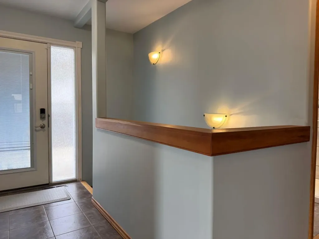 5109 46 Avenue Vermilion AB T9X 1Y1