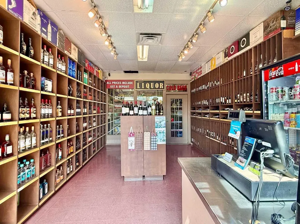 50 Elizabeth Street Okotoks AB T1S 1J7