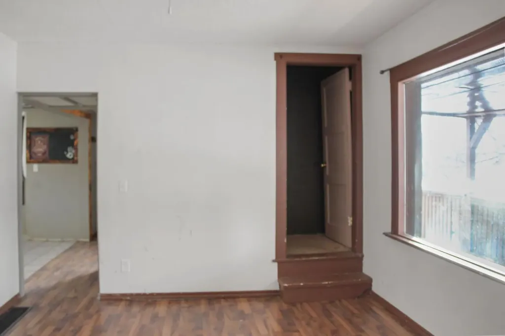 5131 51 Street Consort AB T0C 1B0
