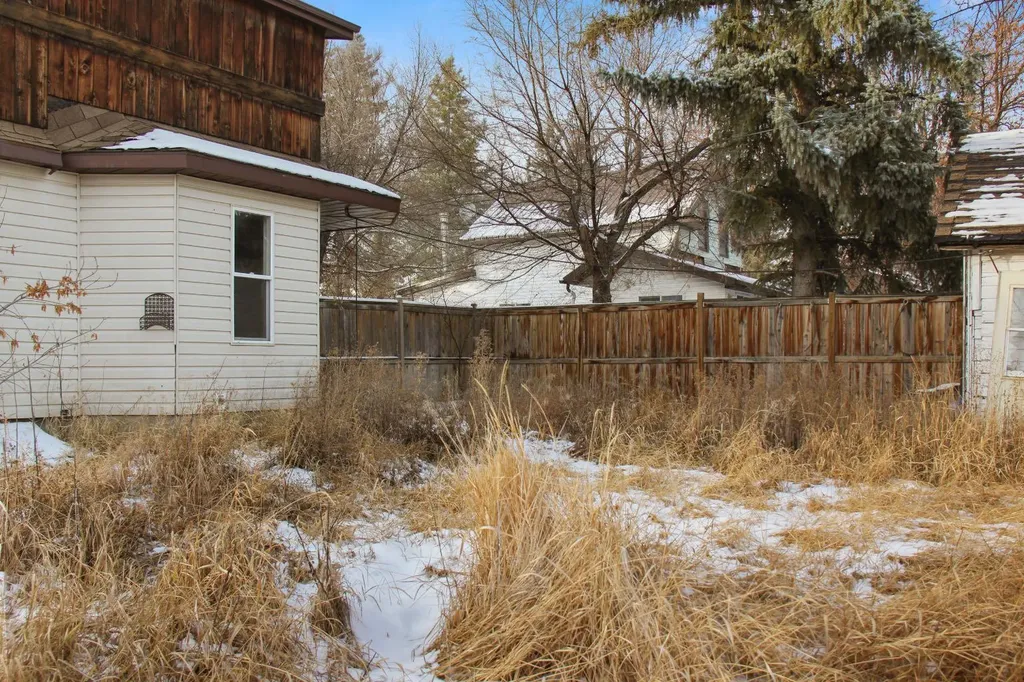 5131 51 Street Consort AB T0C 1B0