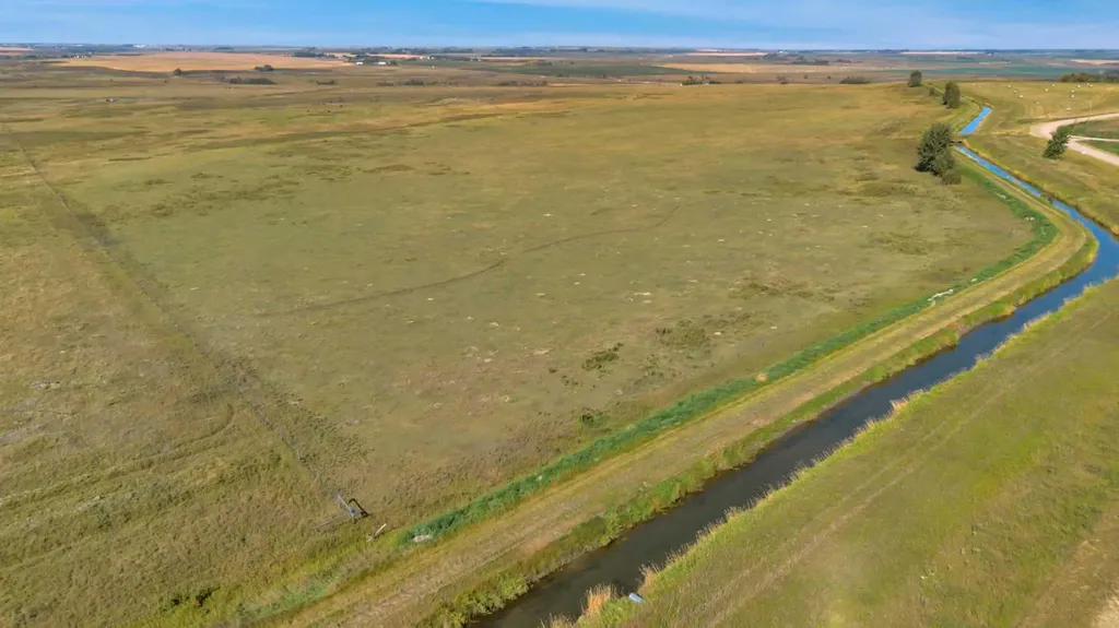 Highway 564 & Range Road 243 Rural Wheatland County AB T1P 0K8