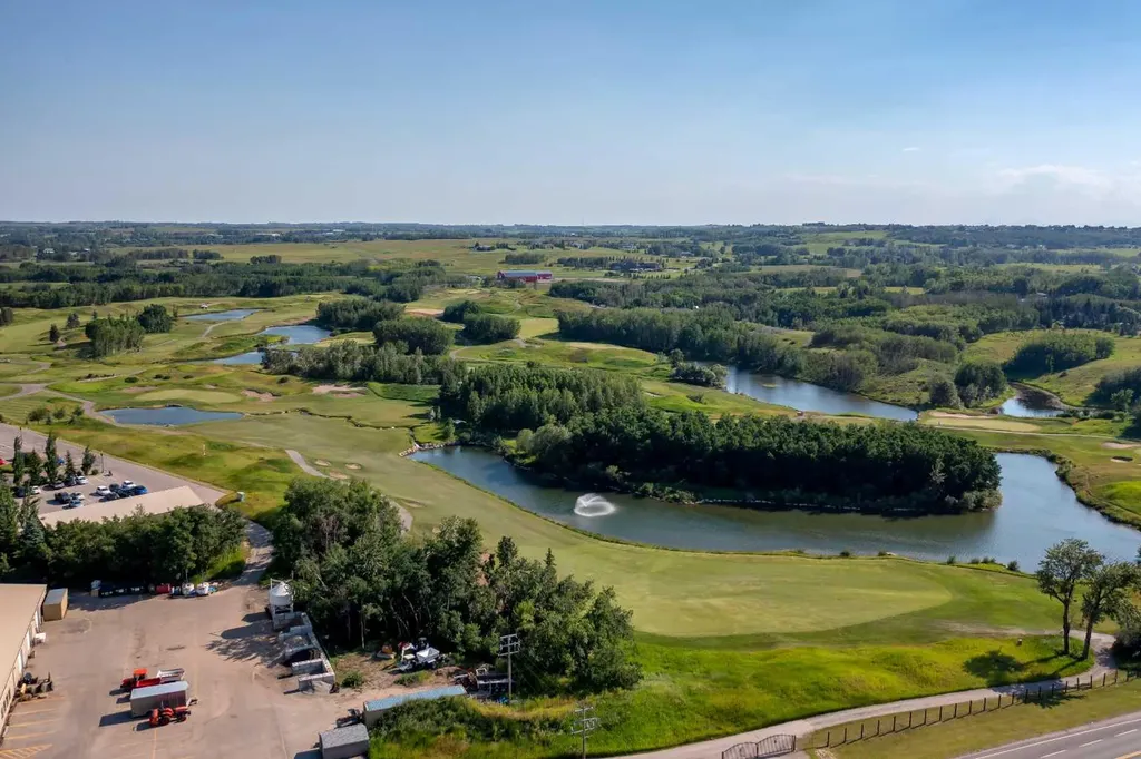 48017 Harvest Lane E Rural Foothills County AB T1S 3R6