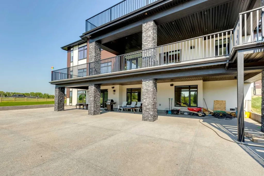 48017 Harvest Lane E Rural Foothills County AB T1S 3R6